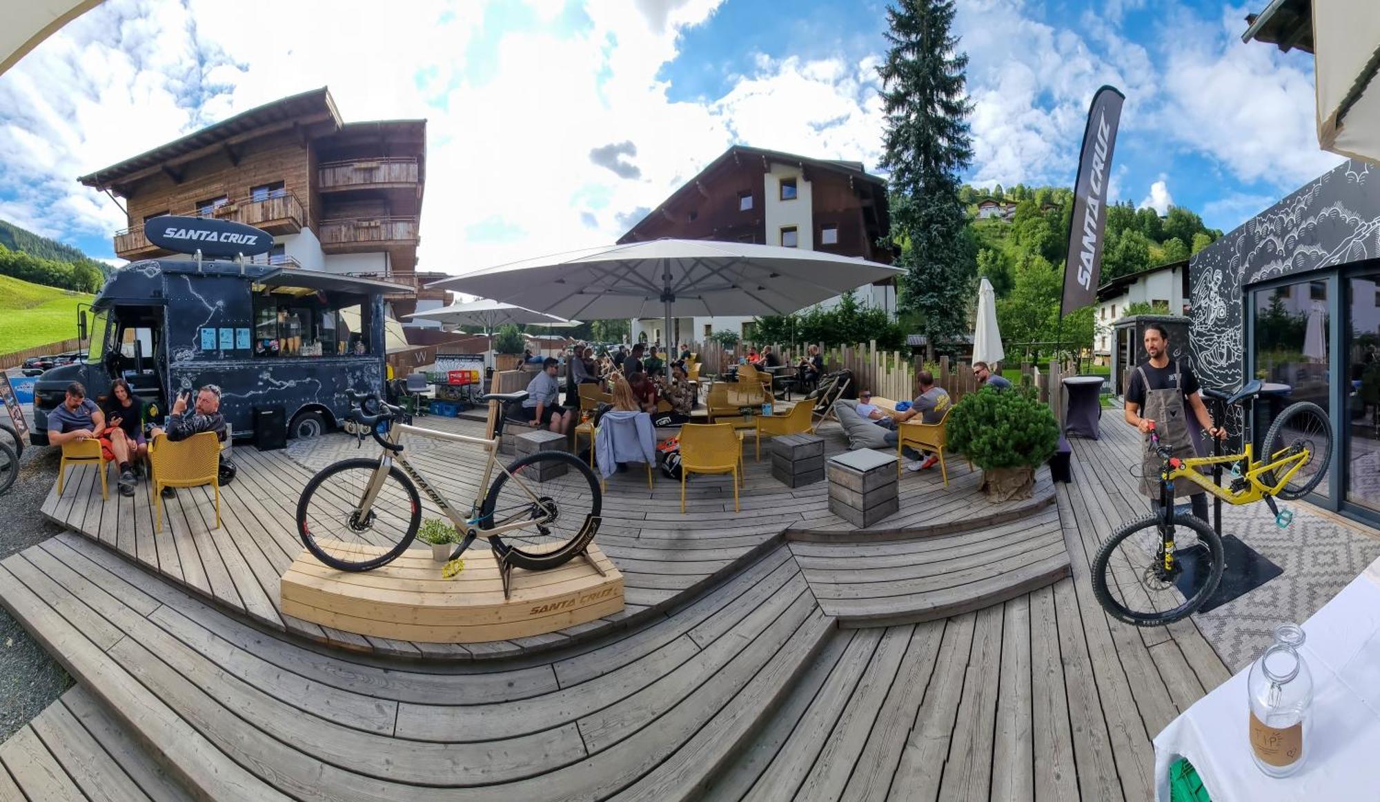 Skill Mountain Lodge - Ski Und Bike Hostel Im Sommer Mit Joker Card Saalbach-Hinterglemm Ngoại thất bức ảnh