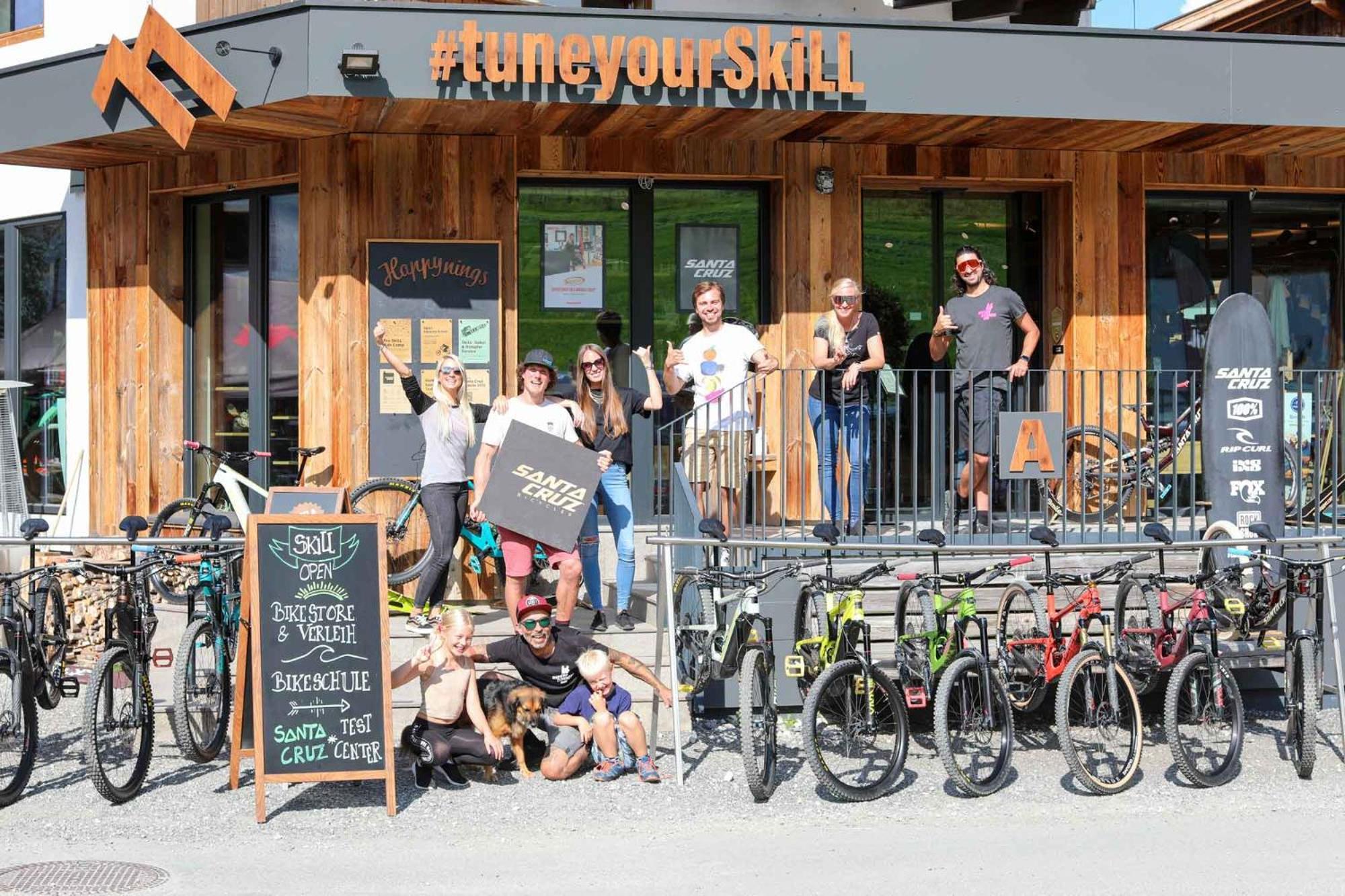 Skill Mountain Lodge - Ski Und Bike Hostel Im Sommer Mit Joker Card Saalbach-Hinterglemm Ngoại thất bức ảnh