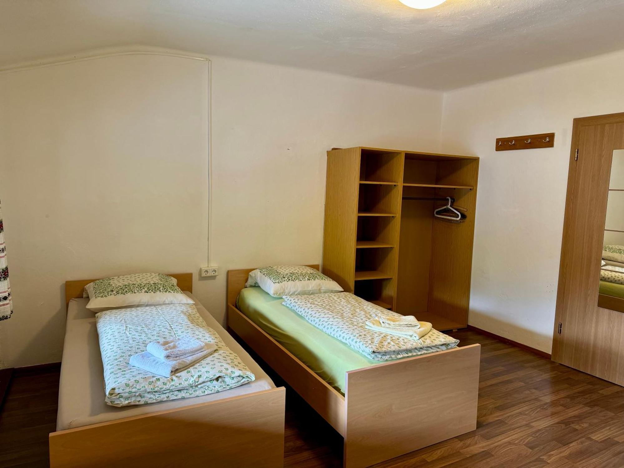 Skill Mountain Lodge - Ski Und Bike Hostel Im Sommer Mit Joker Card Saalbach-Hinterglemm Ngoại thất bức ảnh